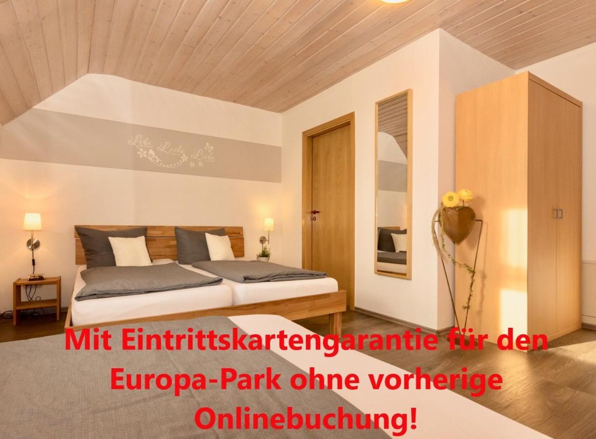 ホテルGastehaus Gluck Wir Haben Immer Eintrittskarten Fur Den Europa-Park Fur Sie! ルスト エクステリア 写真