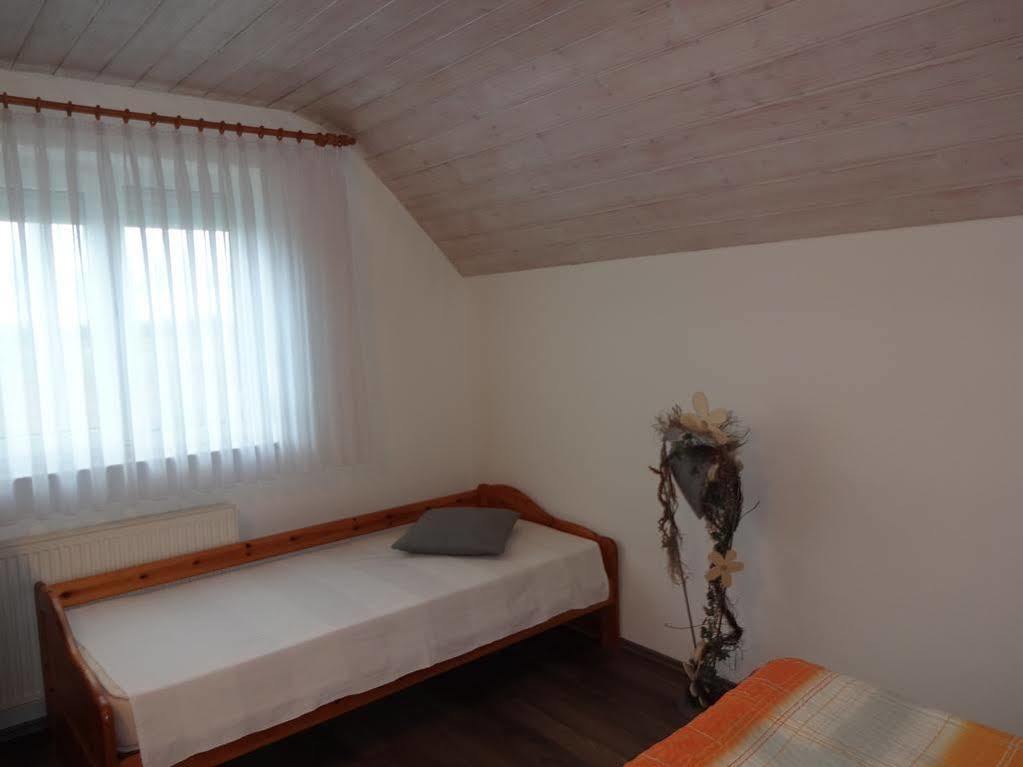 ホテルGastehaus Gluck Wir Haben Immer Eintrittskarten Fur Den Europa-Park Fur Sie! ルスト エクステリア 写真